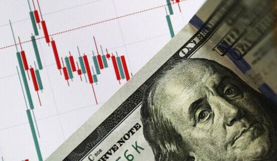 Two Fed officials speak out against tightening monetary policy