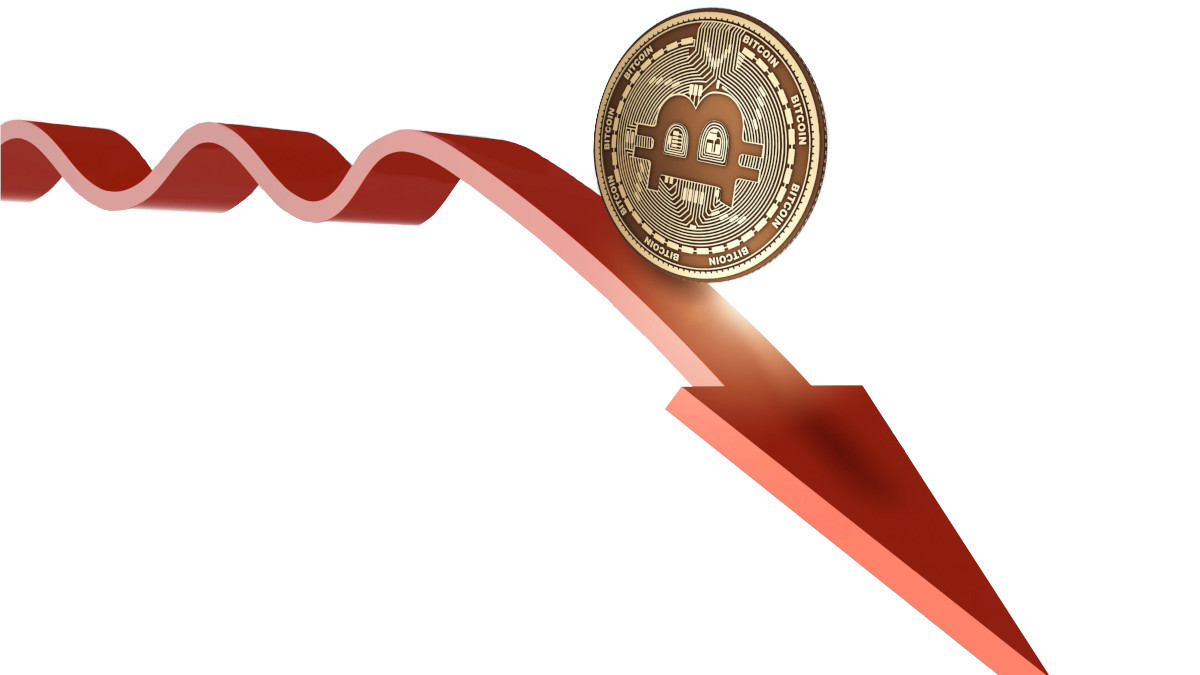 Why Bitcoin Price is Falling | IFCM UK